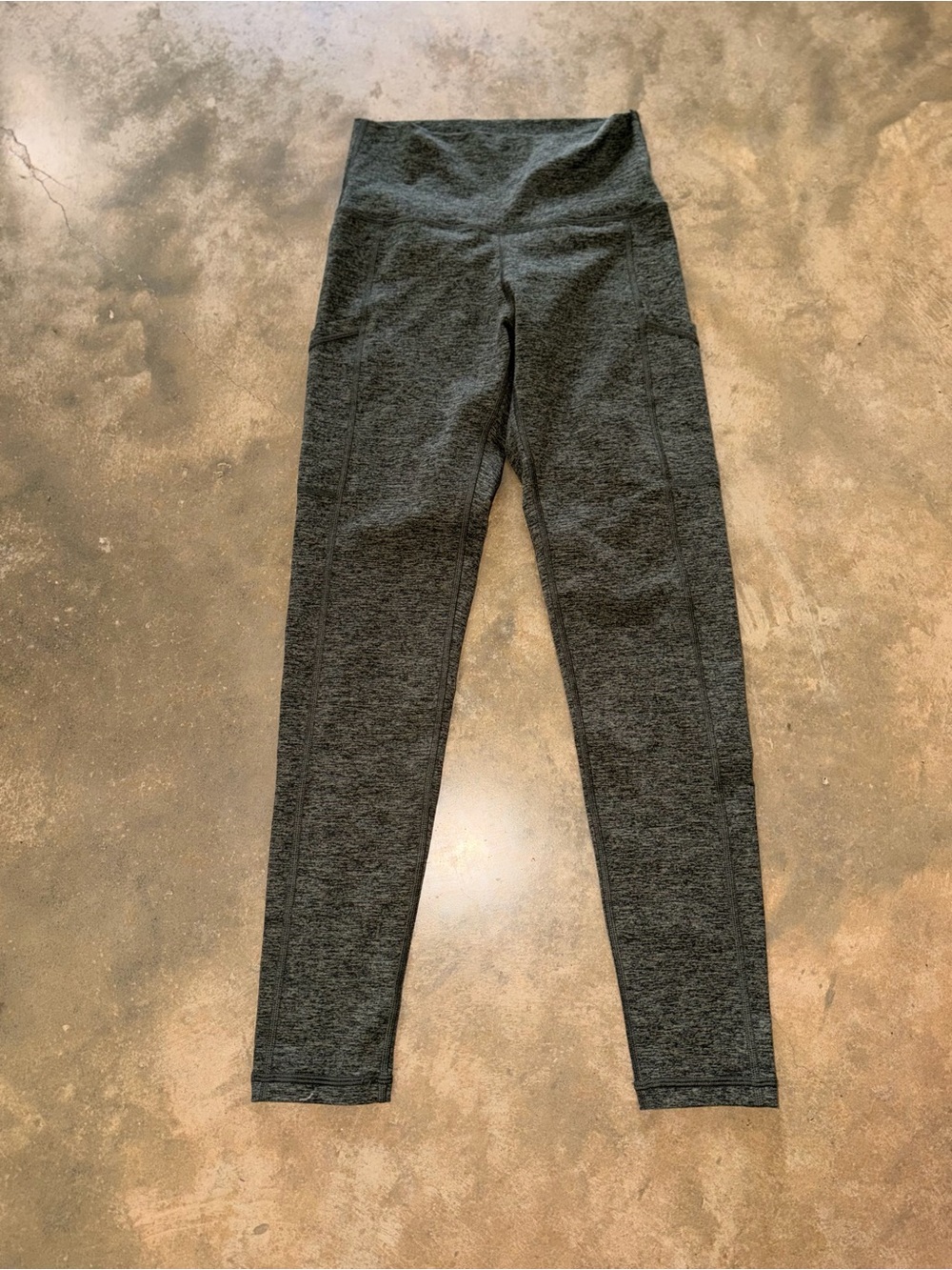 OFFLINE by Aerie The Hugger High Rise Leggings Olive Green Heather S Yoga